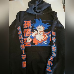 Dragon Ball Z Sweatshirt size large Goku Ramen